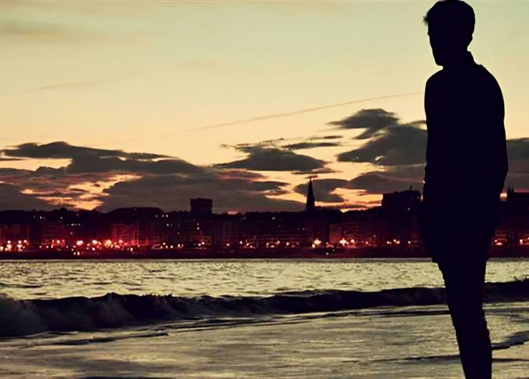 أسباب البقاء دون زواج - تعبيرية