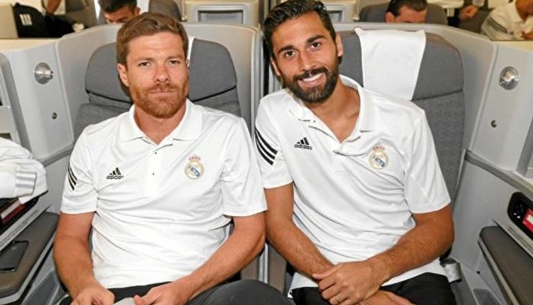 ألفارو أربيلوا وتشابي ألونسو