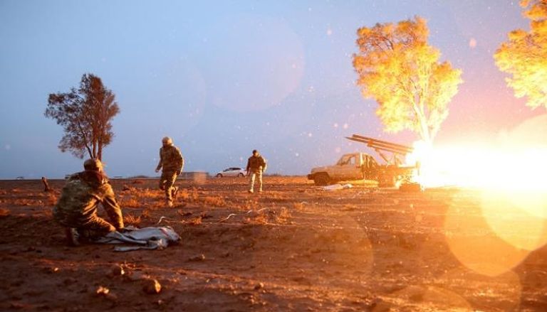 الجيش السوري يطلق صاروخًا باتجاه قوات "قسد"