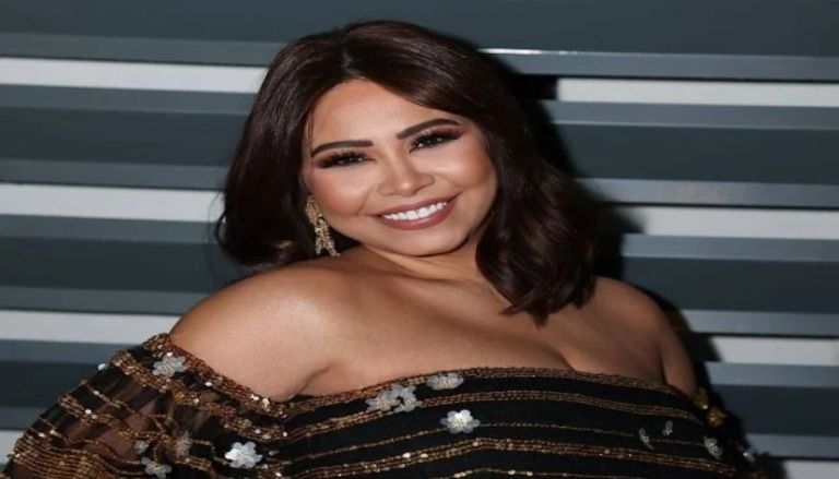 توفيق عكاشة يعلن استعداده لاستضافة شيرين عبدالوهاب