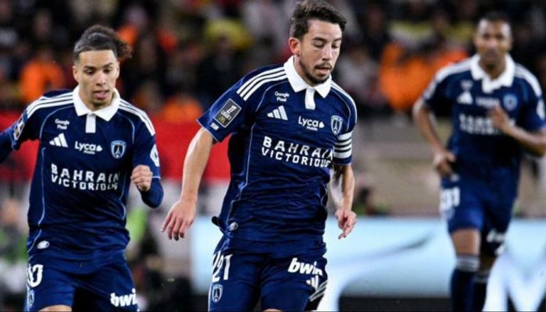 لوبيز وقبال وشرقي