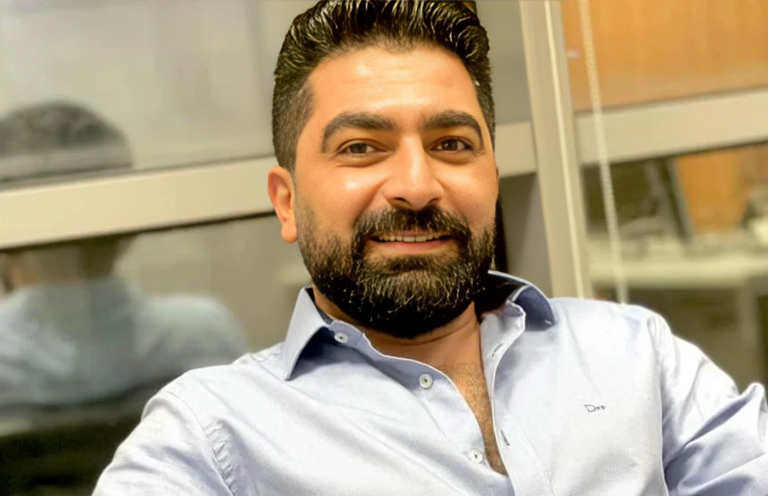 الفنان فادي خفاجة