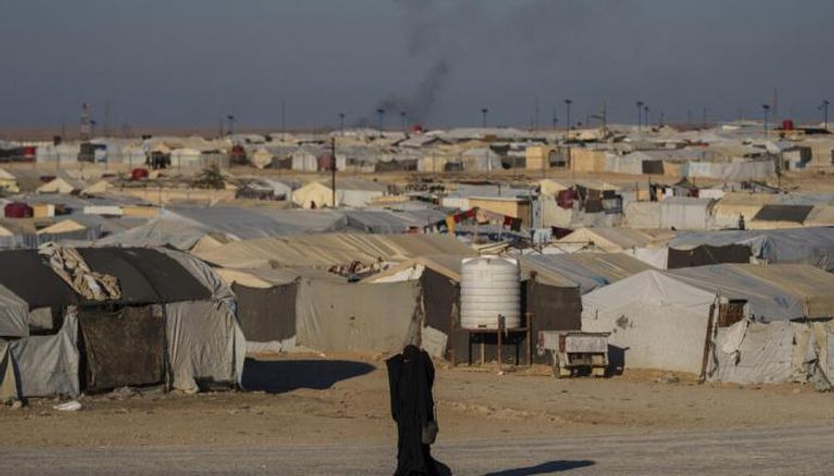 مخيم الهول المحتجز فيه عائلات عناصر داعش