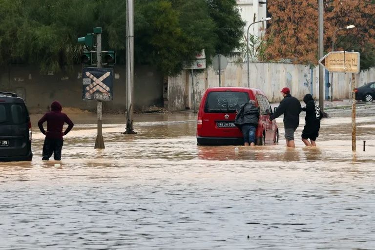 سيول تونس ترفع حصيلة الضحايا