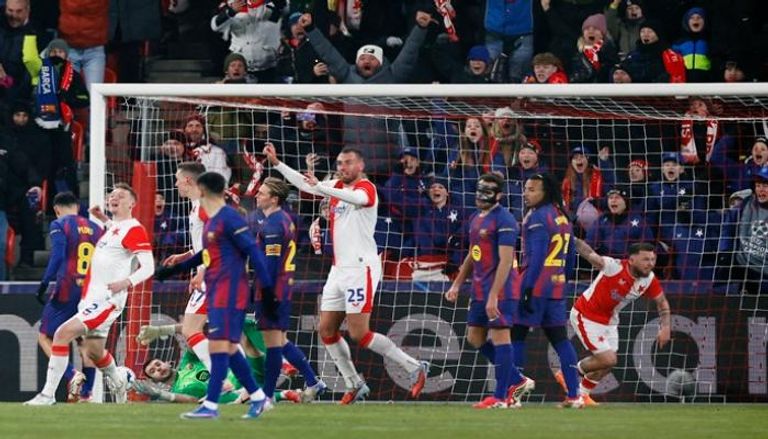 من مباراة برشلونة وسلافيا براغ في دوري أبطال أوروبا