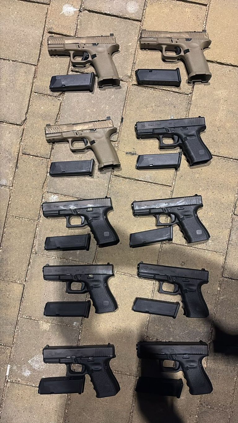 مسدسات على متن المُسيرة