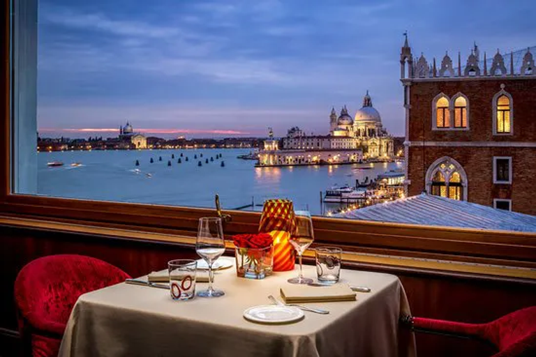 أفضل وجهات السفر في أوروبا لعشاق الطعام لعام 2026 أفضل وجهات السفر لعشاق الطعام في عام 2026