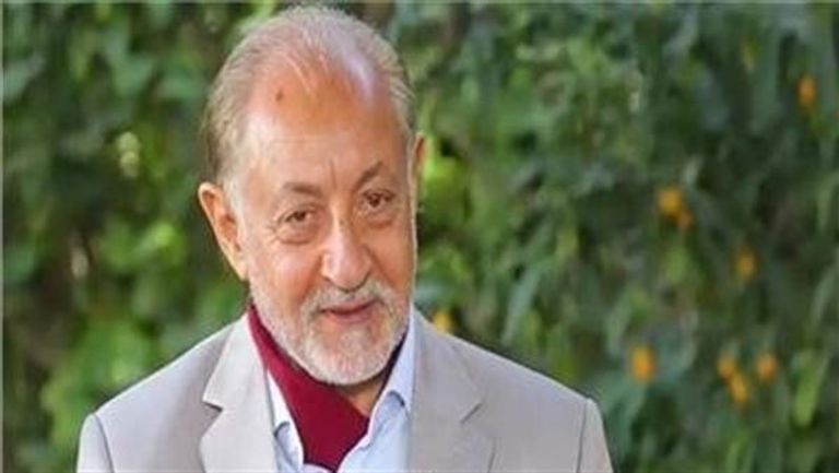 الممثل المصري عبدالعزيز مخيون