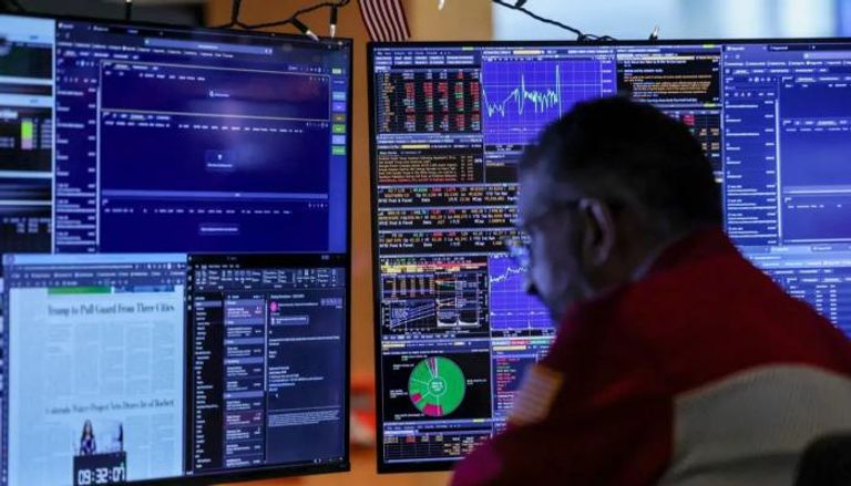 العاملون في وول ستريت