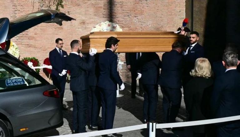 جنازة فالنتينو 