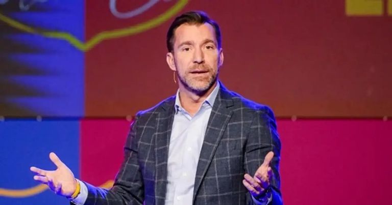 ليونيل ميسي أسطورة برشلونة