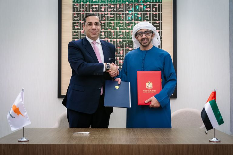 جانب من اللقاء - وام