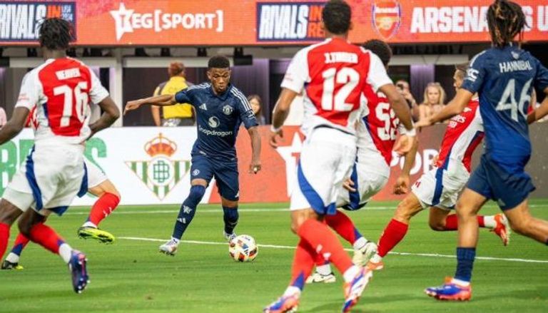 مشاهدة مباراة أرسنال ومانشستر يونايتد اليوم 