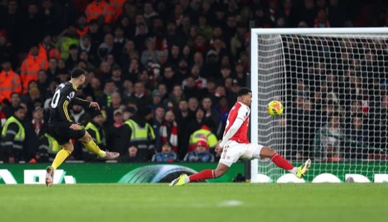 مباراة أرسنال ومانشستر يونايتد