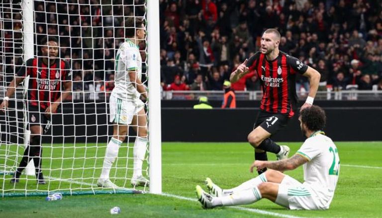 موعد مباراة ميلان وروما اليوم 