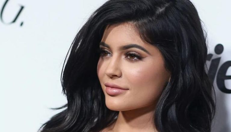 نجمة تلفزيون الواقع ورائدة الأعمال كايلي جينر 