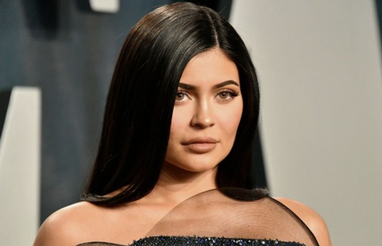 نجمة تلفزيون الواقع ورائدة الأعمال كايلي جينر 