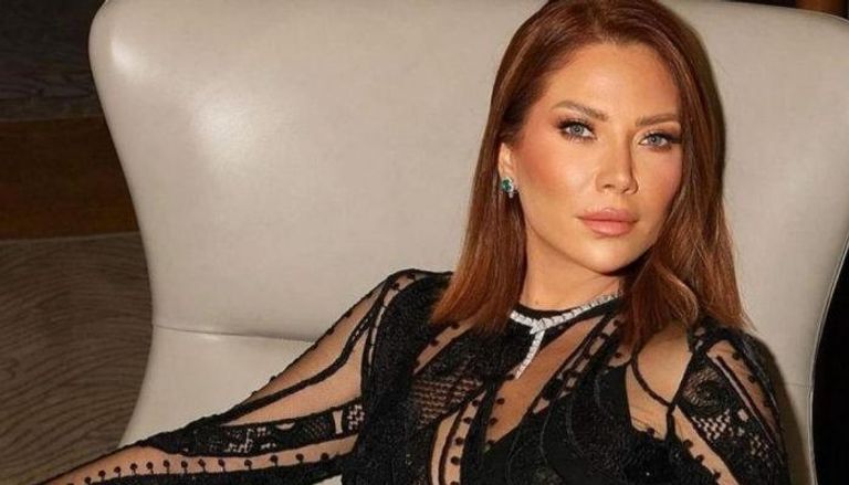 النجمة السورية سلافة معمار 