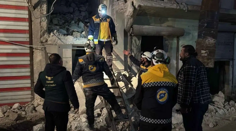 انهيار مبنى في حلب