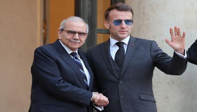 نواف سلام وإيمانويل ماكرون