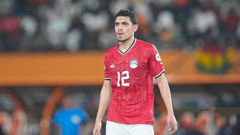 يوسف بلايلي نجم منتخب الجزائر 