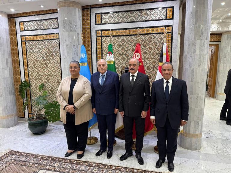 جانب من اجتماع دول جوار ليبيا