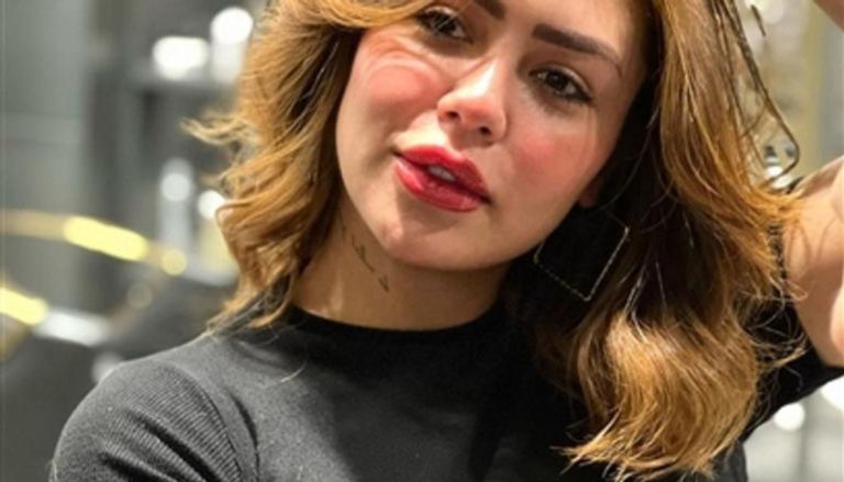 تفاصيل حبس هدير عبدالرازق وأوتاكا