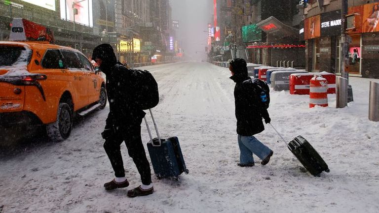 العاصفة الشتوية في أمريكا
