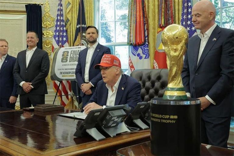 الرئيس الأمريكي دونالد ترامب 