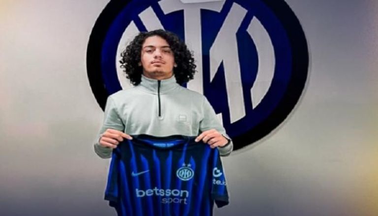 الموهبة الجزائرية مهدي مغلوت