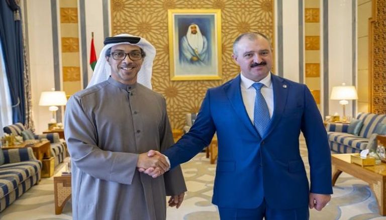 الشيخ منصور بن زايد آل نهيان وفيكتور لوكاشينكو