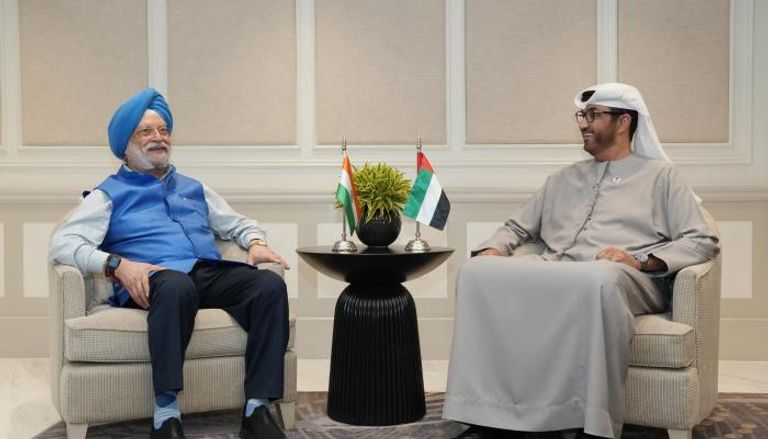 د. سلطان أحمد الجابر، وهارديب سينغ بوري