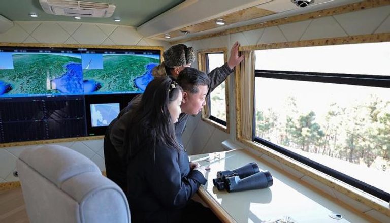 زعيم كوريا الشمالية وابنته