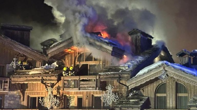 حريق فندق "لي غراند ألب"