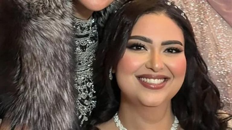 الفنانة دعاء رجب