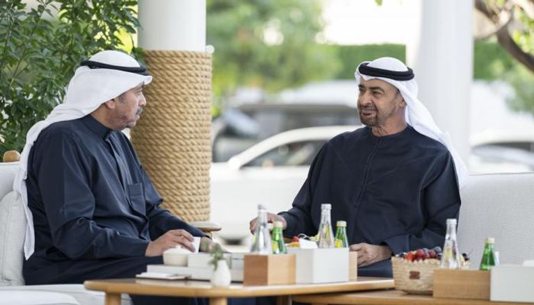 الشيخ محمد بن زايد آل نهيان مع وزير الدفاع الكويتي