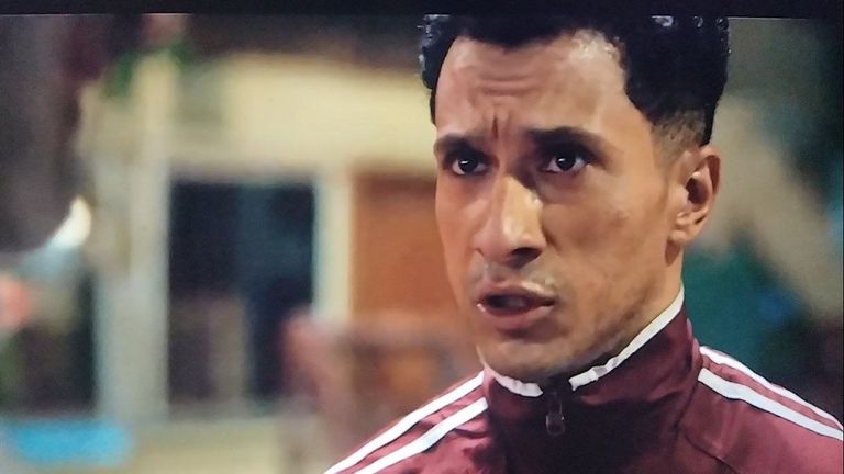 عصام عمر في بطل العالم