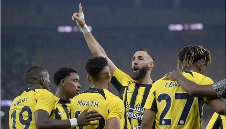 كريم بنزيما مهاجم الاتحاد السعودي