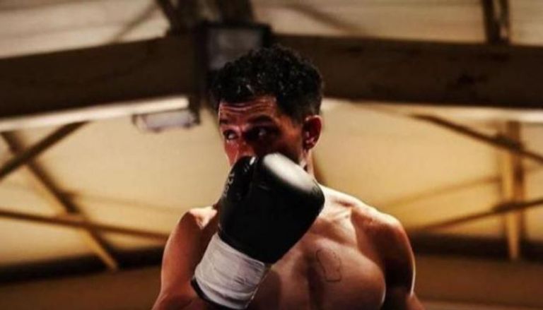 لقطة من مسلسل "بطل العالم" 