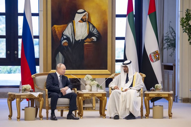 الشيخ محمد بن زايد آل نهيان والرئيس الروسي