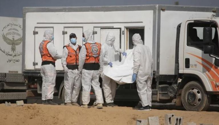 من عملية إعادة سابقة لجثامين فلسطينيين