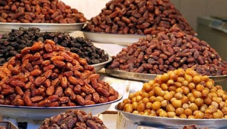 أنواع مختلفة من التمور المصرية