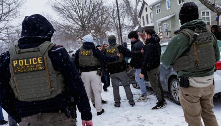 شرطة الجمارك والهجرة الأمريكية