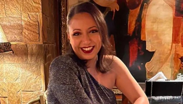 الفنانة سارة خليل 