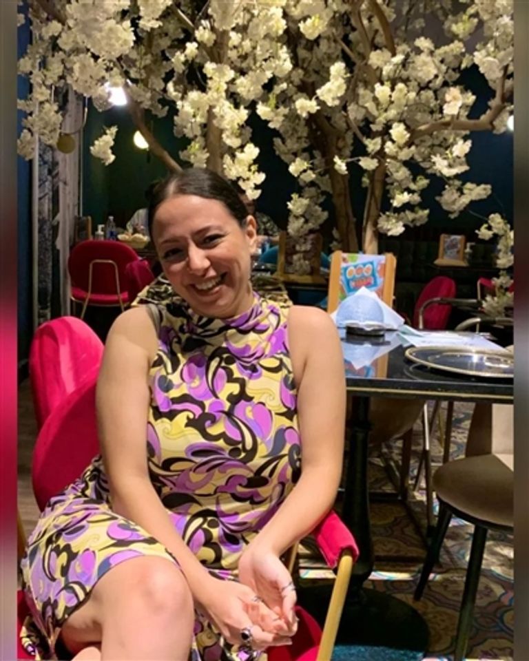 الفنانة سارة خليل 