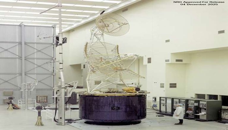 قمر التجسس الأمريكي"جامبست"