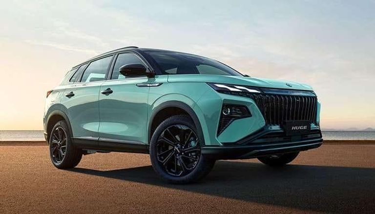 سيارة أيولوس هيوج الرياضية