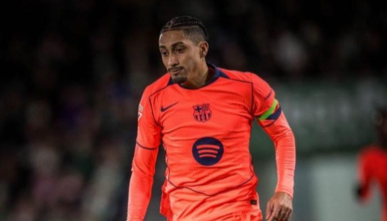 رافينيا نجم برشلونة