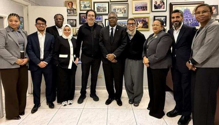 جانب من الزيارة