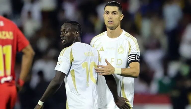 بعد تمرد بنزيما ورونالدو.. هل بدأ موسم الهجرة من الدوري السعودي؟ - صورة 1